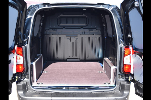 Peugeot e-Partner 136 L1 50 kWh | LAADRUIMTEBETIMMERING | CAMERA MET SENSOREN | E.C.C. | DEMO