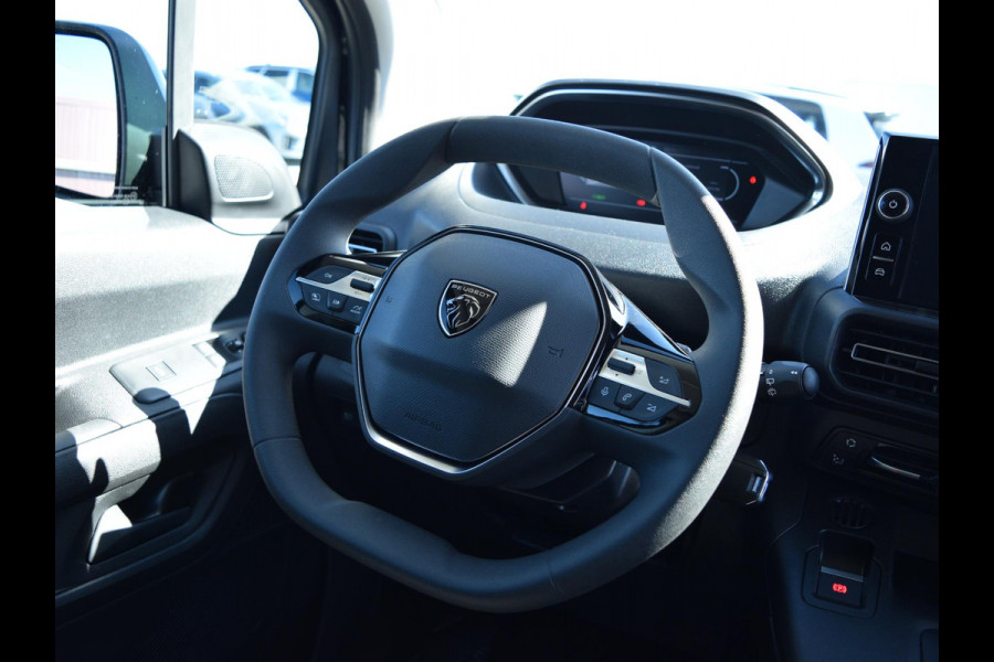 Peugeot e-Partner 136 L1 50 kWh | LAADRUIMTEBETIMMERING | CAMERA MET SENSOREN | E.C.C. | DEMO