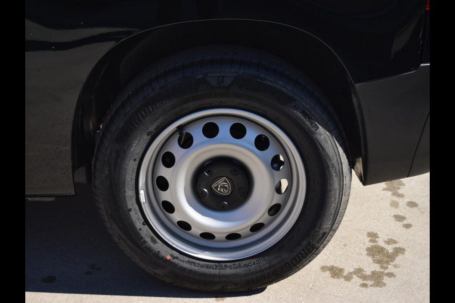 Peugeot e-Partner 136 L1 50 kWh | LAADRUIMTEBETIMMERING | CAMERA MET SENSOREN | E.C.C. | DEMO