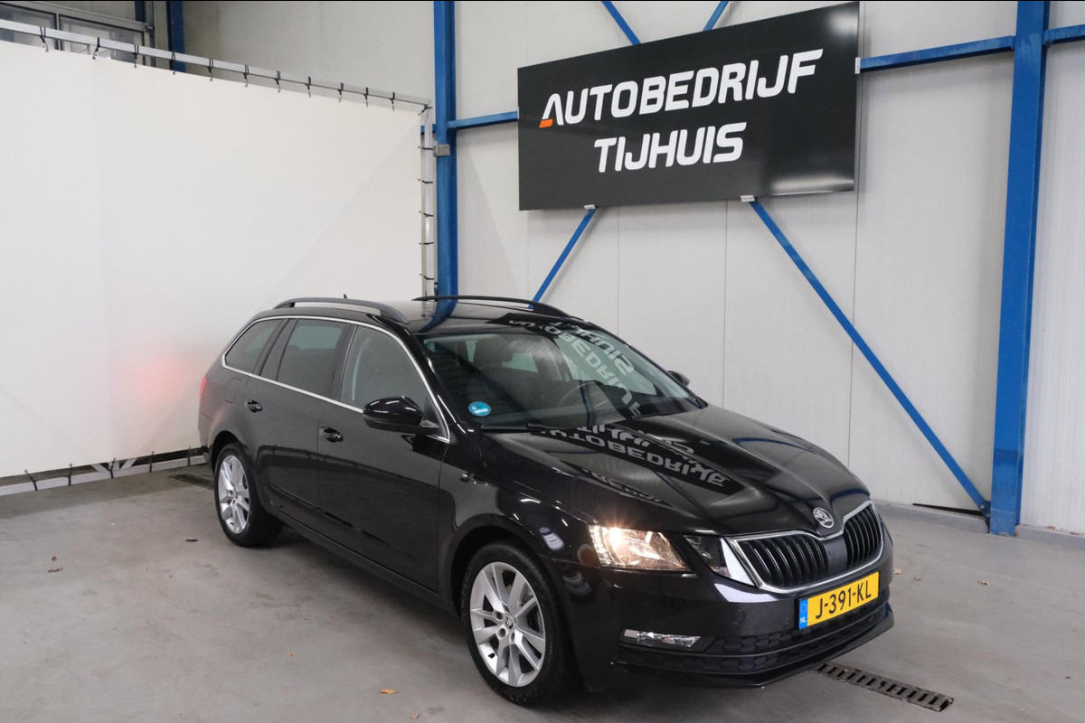 Škoda Octavia Combi 1.0 TSI Greentech Business Edition - N.A.P. Airco, Cruise, PDC, Navi, Trekhaak.