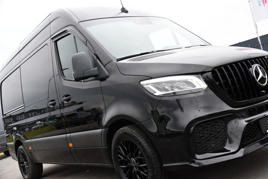 Mercedes-Benz Sprinter 319 V6 3.0 CDI L2H2 AMG Black Edition Camera, Cruise, Carplay, LED, 10,5'' Mbux, 3500kg Trekhaak, Uniek! 190pk, Automaat,