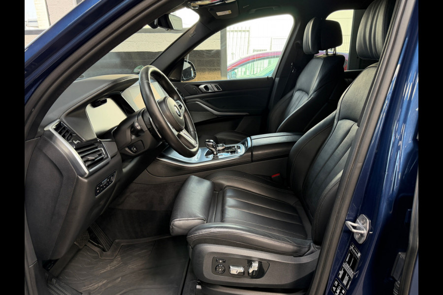 BMW X5 XDrive40i High Executive | H&K | Luchtvering | 21 inch | Multicontour stoelen | HUD | Luchtvering