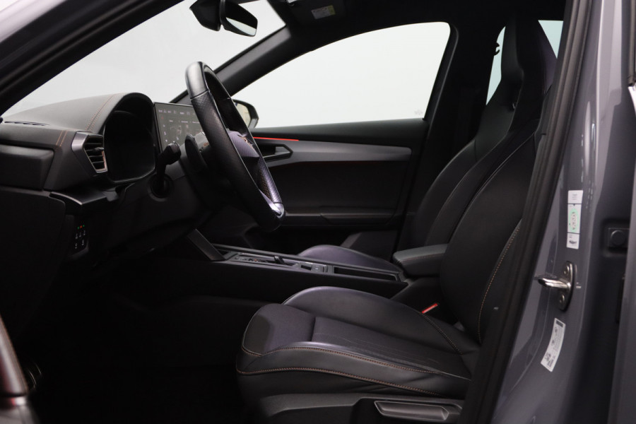 CUPRA Formentor 1.4 e-Hybrid VZ 245 PK Copper Edition PHEV, Stuur-Startknop, Winterpakket, Carplay.