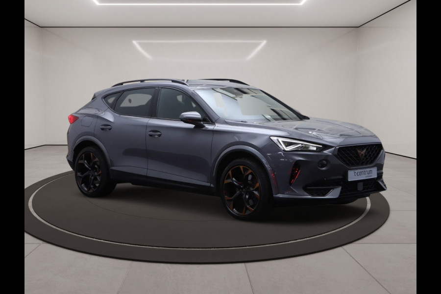 CUPRA Formentor 1.4 e-Hybrid VZ 245 PK Copper Edition PHEV, Stuur-Startknop, Winterpakket, Carplay.