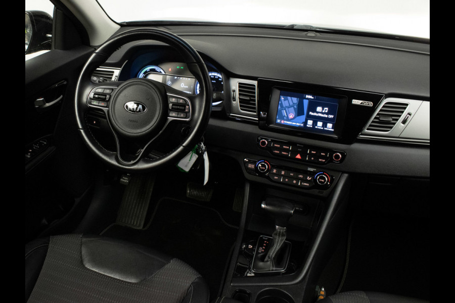 Kia Niro 1.6 GDi Hybrid DynamicLine Sport (APPLE CARPLAY,NAVI,CAMERA,PDC,CLIMATE,CRUISE,GETINT,LED,SPORTSTOELEN,NETTE STAAT)