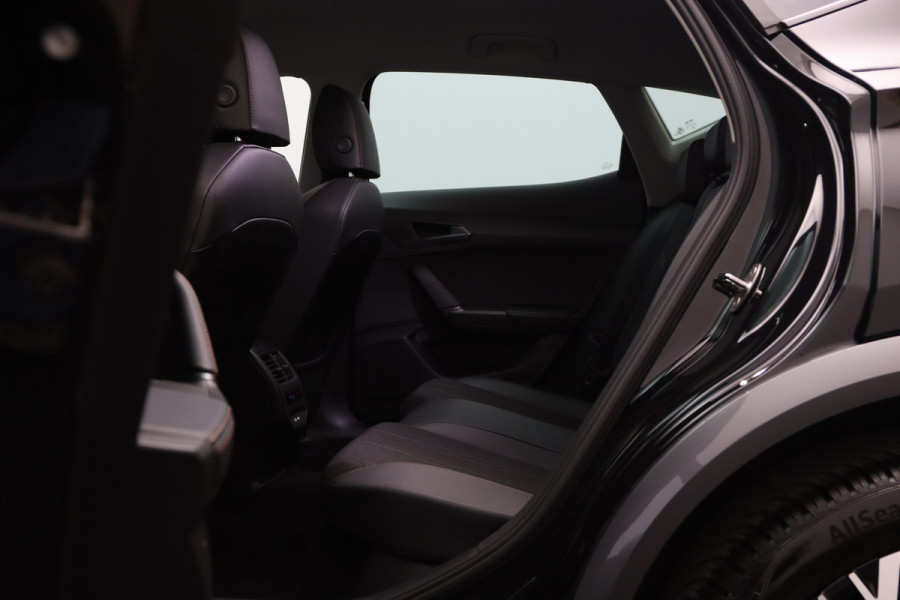 CUPRA Formentor 1.4 e-Hybrid 204 PK Adrenaline PHEV, Carplay, Adap. Cruise Control, Keyless