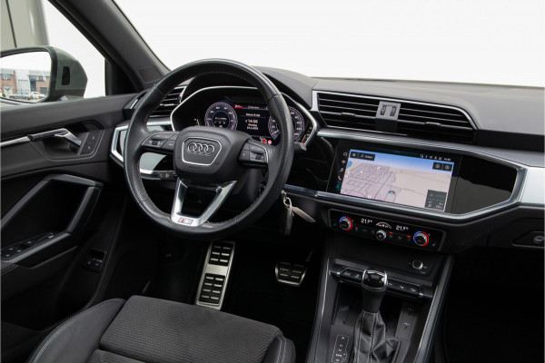 Audi Q3 Sportback 45 TFSI e Advanced Edition, S-Line int. , Pano, Camera 2021