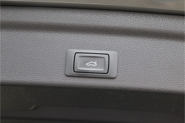 Audi Q3 Sportback 45 TFSI e Advanced Edition, S-Line int. , Pano, Camera 2021