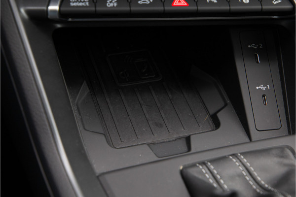 Audi Q3 Sportback 45 TFSI e Advanced Edition, S-Line int. , Pano, Camera 2021