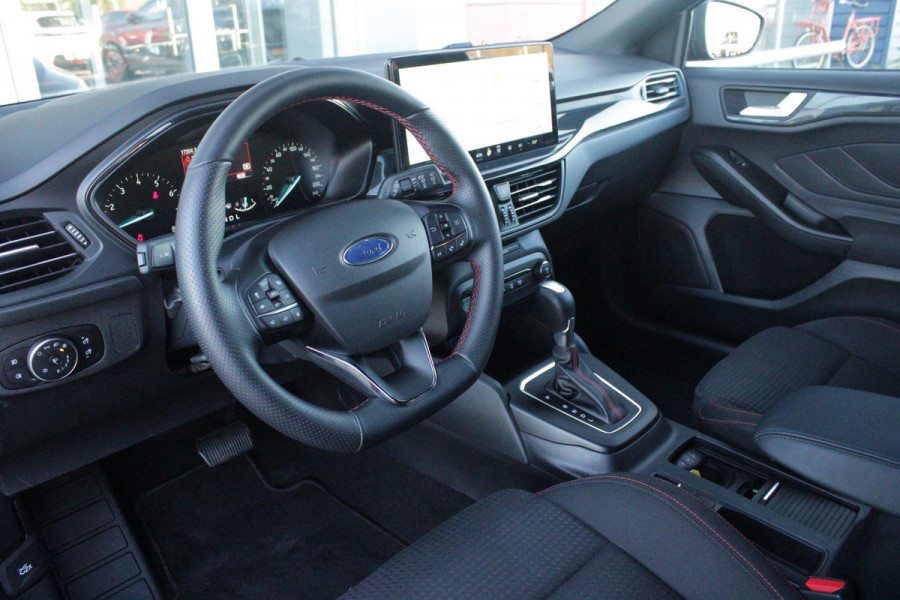 Ford FOCUS Wagon 1.0 155PK AUTOMAAT Hybrid ST LINE | ALL SEASON BANDEN | NAVIGATIE | DRAADLOZE APPLE CARPLAY/ANDROID AUTO | ADAPTIVE CRUISE CONTROL | LANE ASSIST | DODEHOEK DETECTIE | PARKEERSENSOREN VOOR + ACHTER | ACHTERUITRIJ CAMERA | LICHTMETALEN VELGEN 17" | DAB+ RADIO |