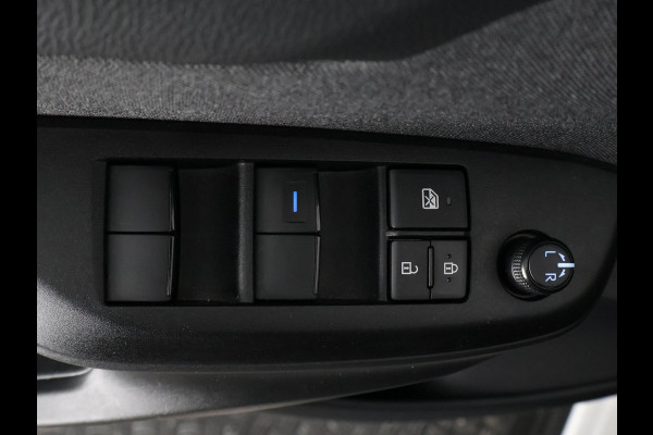 Toyota Yaris Cross 1.5 Hybrid Dynamic | Apple Carplay & AndroidAUTO | Camera | Privacy Glass |