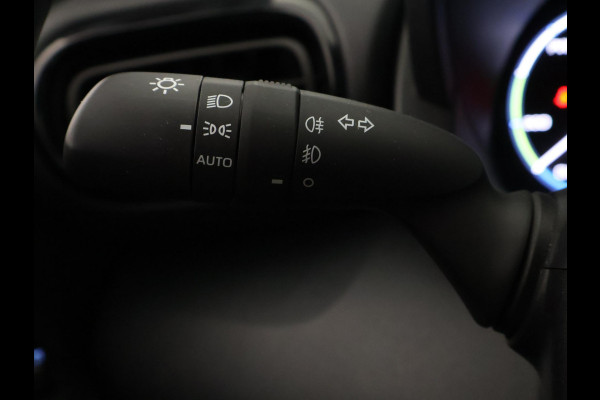 Toyota Yaris Cross 1.5 Hybrid Dynamic | Apple Carplay & AndroidAUTO | Camera | Privacy Glass |