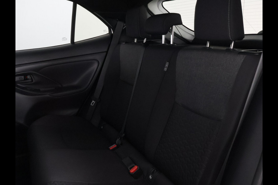 Toyota Yaris Cross 1.5 Hybrid Dynamic | Apple Carplay & AndroidAUTO | Camera | Privacy Glass |