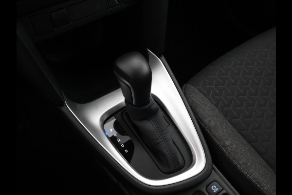 Toyota Yaris Cross 1.5 Hybrid Dynamic | Apple Carplay & AndroidAUTO | Camera | Privacy Glass |