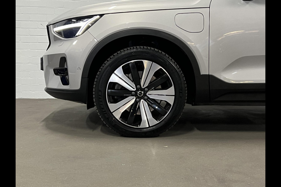 Volvo XC40 1.5 T5 Plug-in hybrid Ultimate Dark Trekhaak | Adapt. cruise | Open dak | 360 camera | Stuur-/stoelverwarming | Harman Kardon | Memory | Leder
