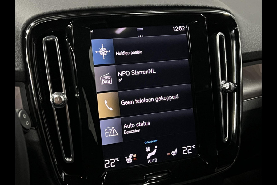 Volvo XC40 1.5 T5 Plug-in hybrid Ultimate Dark Trekhaak | Adapt. cruise | Open dak | 360 camera | Stuur-/stoelverwarming | Harman Kardon | Memory | Leder