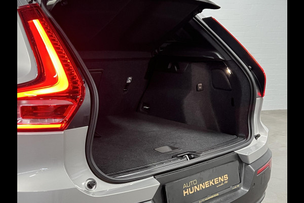 Volvo XC40 1.5 T5 Plug-in hybrid Ultimate Dark Trekhaak | Adapt. cruise | Open dak | 360 camera | Stuur-/stoelverwarming | Harman Kardon | Memory | Leder