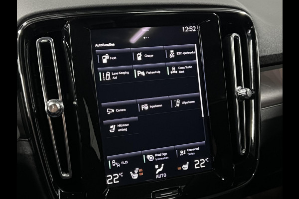 Volvo XC40 1.5 T5 Plug-in hybrid Ultimate Dark Trekhaak | Adapt. cruise | Open dak | 360 camera | Stuur-/stoelverwarming | Harman Kardon | Memory | Leder