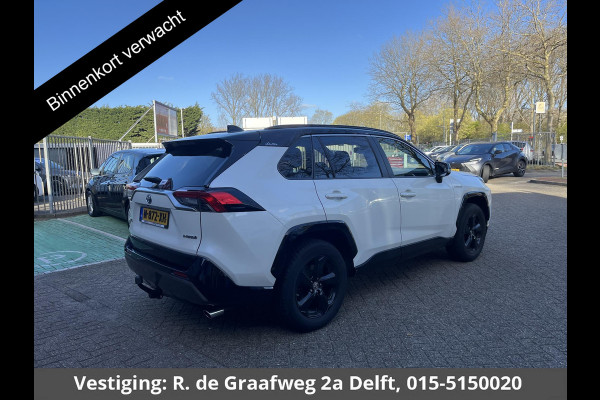 Toyota RAV4 2.5 Hybrid AWD Bi-Tone | 1650 KG trekgewicht | Trekhaak | Parkeersensoren | Apple Carplay & AndroidAUTO | Adapt.Cruise Control |