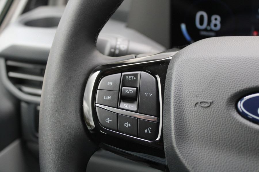 Ford Transit Custom 320 2.0 TDCI L2H1 Trend DC 6 Zits 170pk - Trekhaak - Stoel/Stuurverwarming - Cruise - 70l Tank - LED - Rijklaar