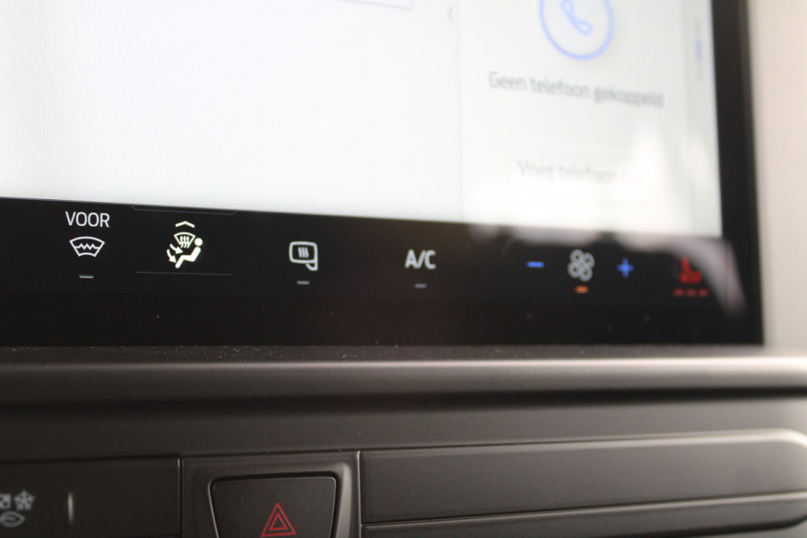 Ford Transit Custom 320 2.0 TDCI L2H1 Trend DC 6 Zits 170pk - Trekhaak - Stoel/Stuurverwarming - Cruise - 70l Tank - LED - Rijklaar