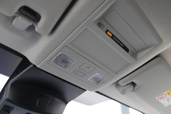 Ford Transit Custom 320 2.0 TDCI L2H1 Trend DC 6 Zits 170pk - Trekhaak - Stoel/Stuurverwarming - Cruise - 70l Tank - LED - Rijklaar