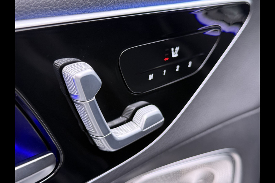 Mercedes-Benz GLC 300e AMG 4Matic // Panorama dak // Burmester // Memory // 360 Camera // 20 inch // Treeplanken // Sfeerverlichting // Keyless