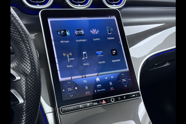 Mercedes-Benz GLC 300e AMG 4Matic // Panorama dak // Burmester // Memory // 360 Camera // 20 inch // Treeplanken // Sfeerverlichting // Keyless