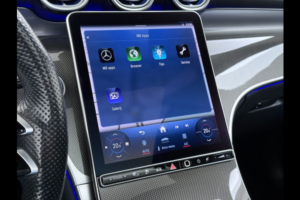 Mercedes-Benz GLC 300e AMG 4Matic // Panorama dak // Burmester // Memory // 360 Camera // 20 inch // Treeplanken // Sfeerverlichting // Keyless