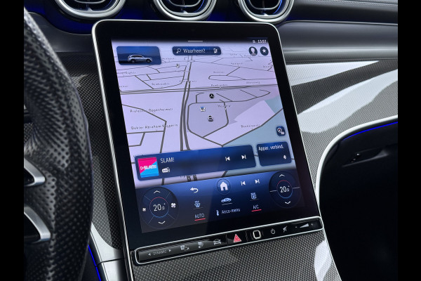 Mercedes-Benz GLC 300e AMG 4Matic // Panorama dak // Burmester // Memory // 360 Camera // 20 inch // Treeplanken // Sfeerverlichting // Keyless