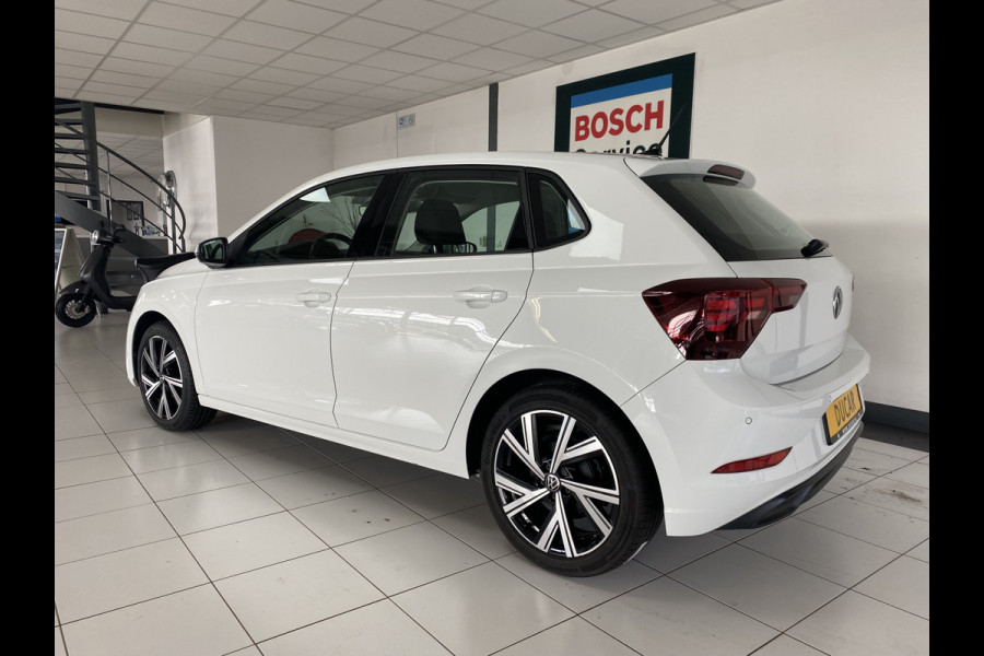 Volkswagen Polo 1.0 TSI Life automaat 5 Drs Carplay /Stoelverwarming / Navigatie / Cruise controle