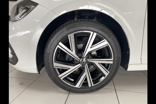 Volkswagen Polo 1.0 TSI Life automaat 5 Drs Carplay /Stoelverwarming / Navigatie / Cruise controle