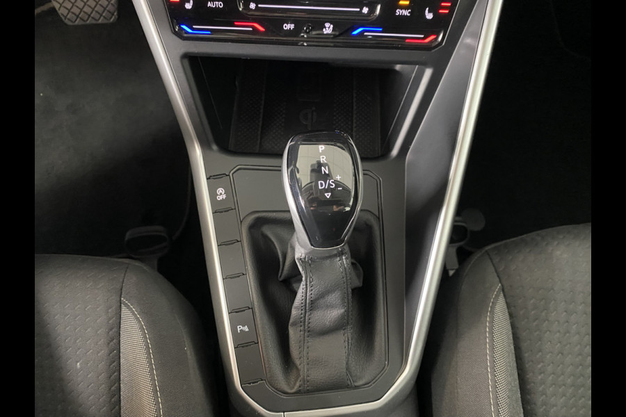 Volkswagen Polo 1.0 TSI Life automaat 5 Drs Carplay /Stoelverwarming / Navigatie / Cruise controle