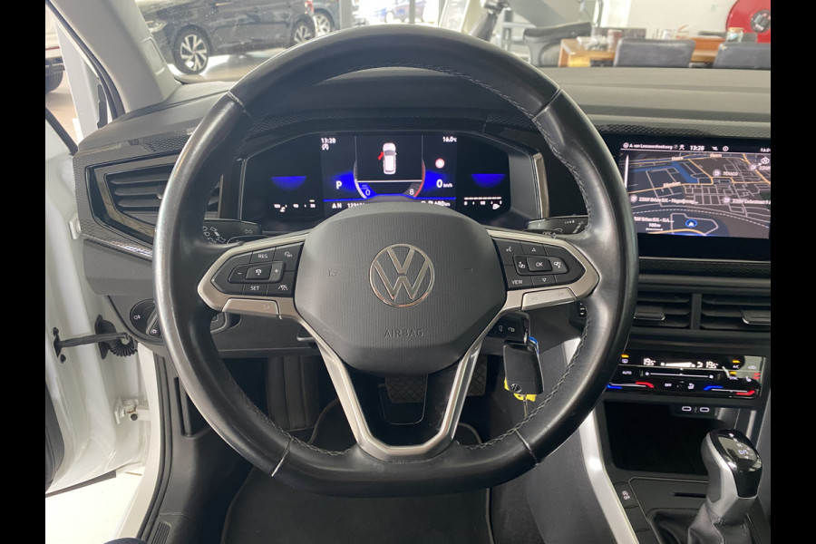 Volkswagen Polo 1.0 TSI Life automaat 5 Drs Carplay /Stoelverwarming / Navigatie / Cruise controle