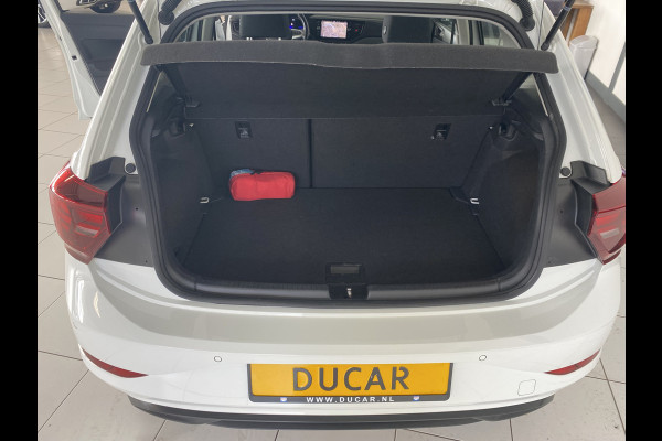 Volkswagen Polo 1.0 TSI Life automaat 5 Drs Carplay /Stoelverwarming / Navigatie / Cruise controle