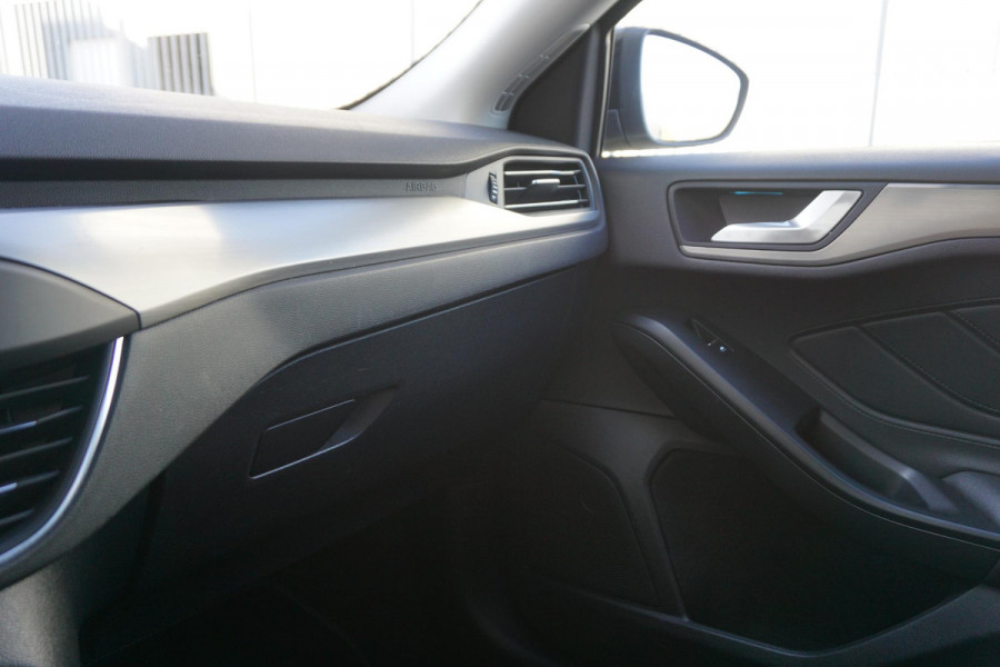 Ford FOCUS Wagon 1.0 EcoB.125PK Titanium X Business/Panodak/ E36.000,-- nieuwprijs/Zeldzaam compleet!!
