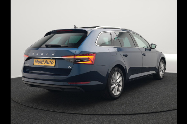 Škoda Superb Combi TSI iV Business Edition Plus Plug In Hybrid 218pk Dealer O.H. PHEV | Panodak | Cruise Control | Sportstoelen Memory & Verwarmd | Crystal LED | Apple Carplay | Virtual | DAB