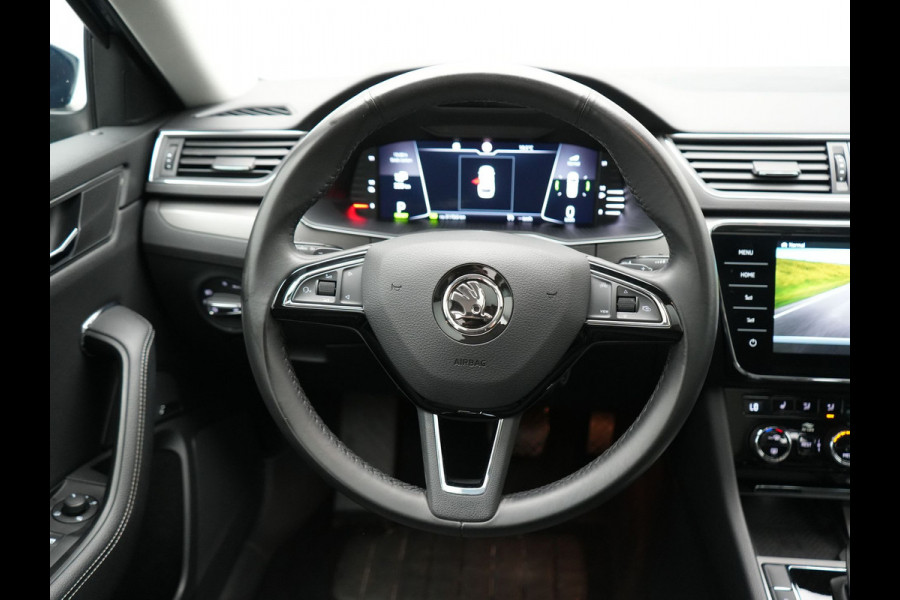 Škoda Superb Combi TSI iV Business Edition Plus Plug In Hybrid 218pk Dealer O.H. PHEV | Panodak | Cruise Control | Sportstoelen Memory & Verwarmd | Crystal LED | Apple Carplay | Virtual | DAB