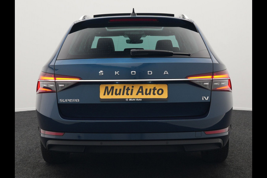 Škoda Superb Combi TSI iV Business Edition Plus Plug In Hybrid 218pk Dealer O.H. PHEV | Panodak | Cruise Control | Sportstoelen Memory & Verwarmd | Crystal LED | Apple Carplay | Virtual | DAB