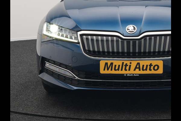 Škoda Superb Combi TSI iV Business Edition Plus Plug In Hybrid 218pk Dealer O.H. PHEV | Panodak | Cruise Control | Sportstoelen Memory & Verwarmd | Crystal LED | Apple Carplay | Virtual | DAB