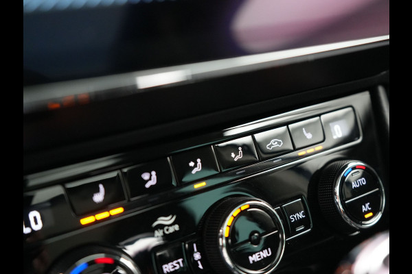 Škoda Superb Combi TSI iV Business Edition Plus Plug In Hybrid 218pk Dealer O.H. PHEV | Panodak | Cruise Control | Sportstoelen Memory & Verwarmd | Crystal LED | Apple Carplay | Virtual | DAB