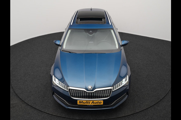 Škoda Superb Combi TSI iV Business Edition Plus Plug In Hybrid 218pk Dealer O.H. PHEV | Panodak | Cruise Control | Sportstoelen Memory & Verwarmd | Crystal LED | Apple Carplay | Virtual | DAB