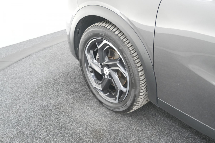 DS DS 3 Crossback 50 kwh e-Tense So Chic | Camera| Dodehoekdetectie | Head-Up Display | Apple Carplay | Stoelverwarming | SOH = 93.5%