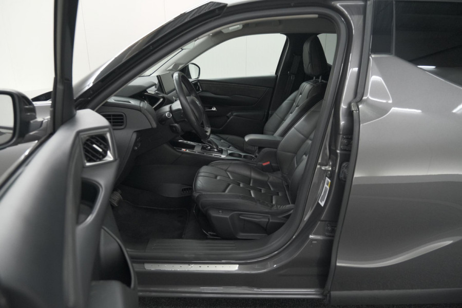 DS DS 3 Crossback 50 kwh e-Tense So Chic | Camera| Dodehoekdetectie | Head-Up Display | Apple Carplay | Stoelverwarming | SOH = 93.5%