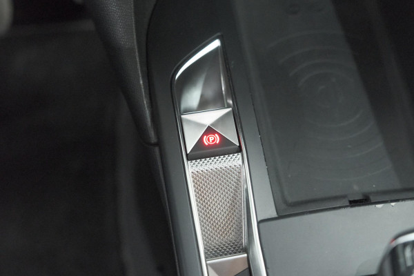 DS DS 3 Crossback 50 kwh e-Tense So Chic | Camera| Dodehoekdetectie | Head-Up Display | Apple Carplay | Stoelverwarming | SOH = 93.5%