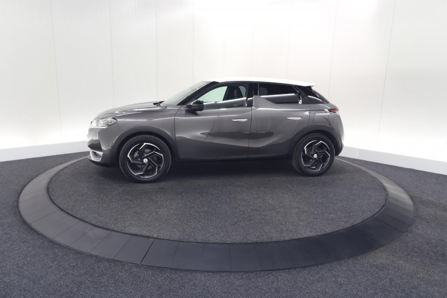 DS DS 3 Crossback 50 kwh e-Tense So Chic | Camera| Dodehoekdetectie | Head-Up Display | Apple Carplay | Stoelverwarming | SOH = 93.5%