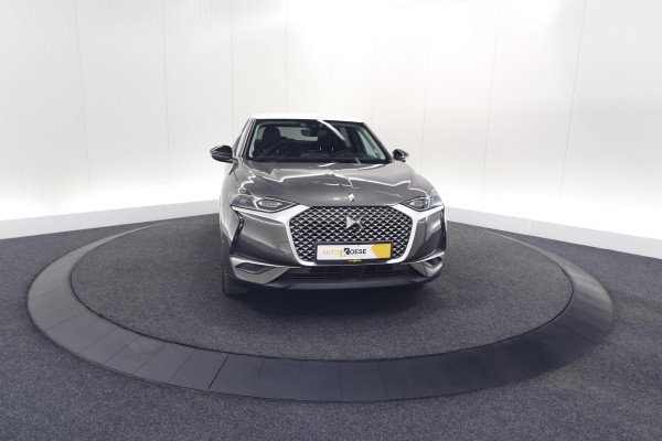DS DS 3 Crossback 50 kwh e-Tense So Chic | Camera| Dodehoekdetectie | Head-Up Display | Apple Carplay | Stoelverwarming | SOH = 93.5%