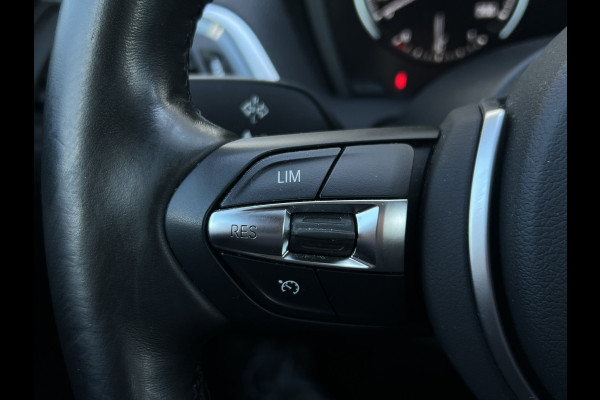 BMW 1-serie 118i Executive | Clima | LED | 17 inch