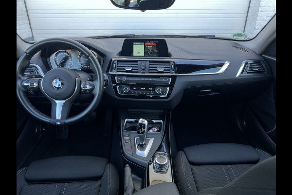 BMW 1-serie 118i Executive | Clima | LED | 17 inch