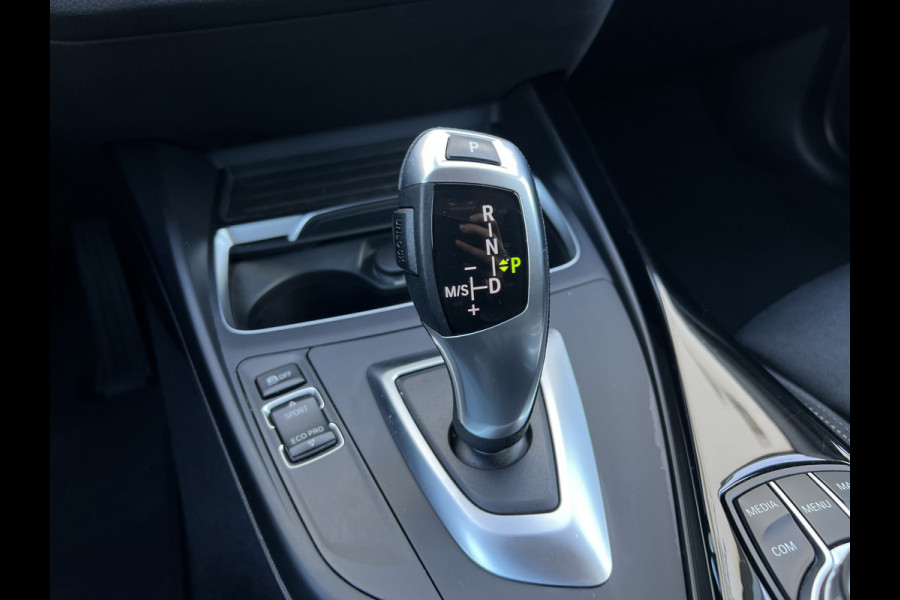 BMW 1-serie 118i Executive | Clima | LED | 17 inch